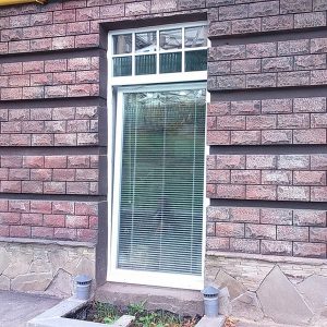12 Металлопластиковое окно с фрамугой