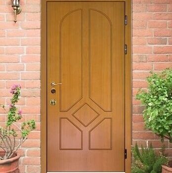 24 Входная дверь в дом + стандарт + светло-коричневая